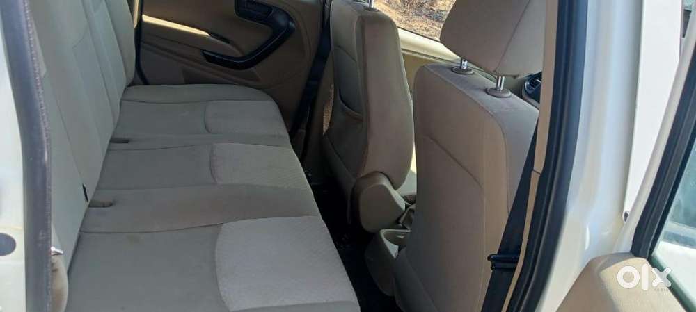 Mahindra Tuv 300 T6 Plus, 2020, Diesel