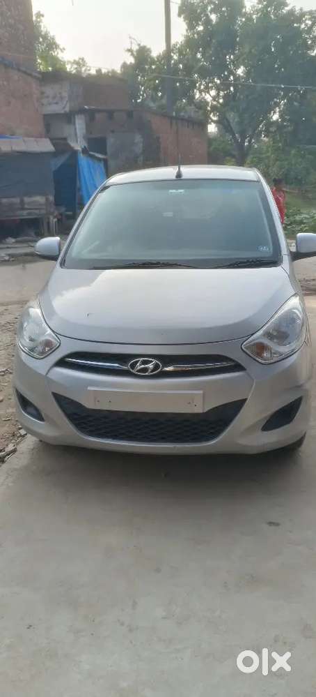 Hyundai I10 Sportz Petrol 2011