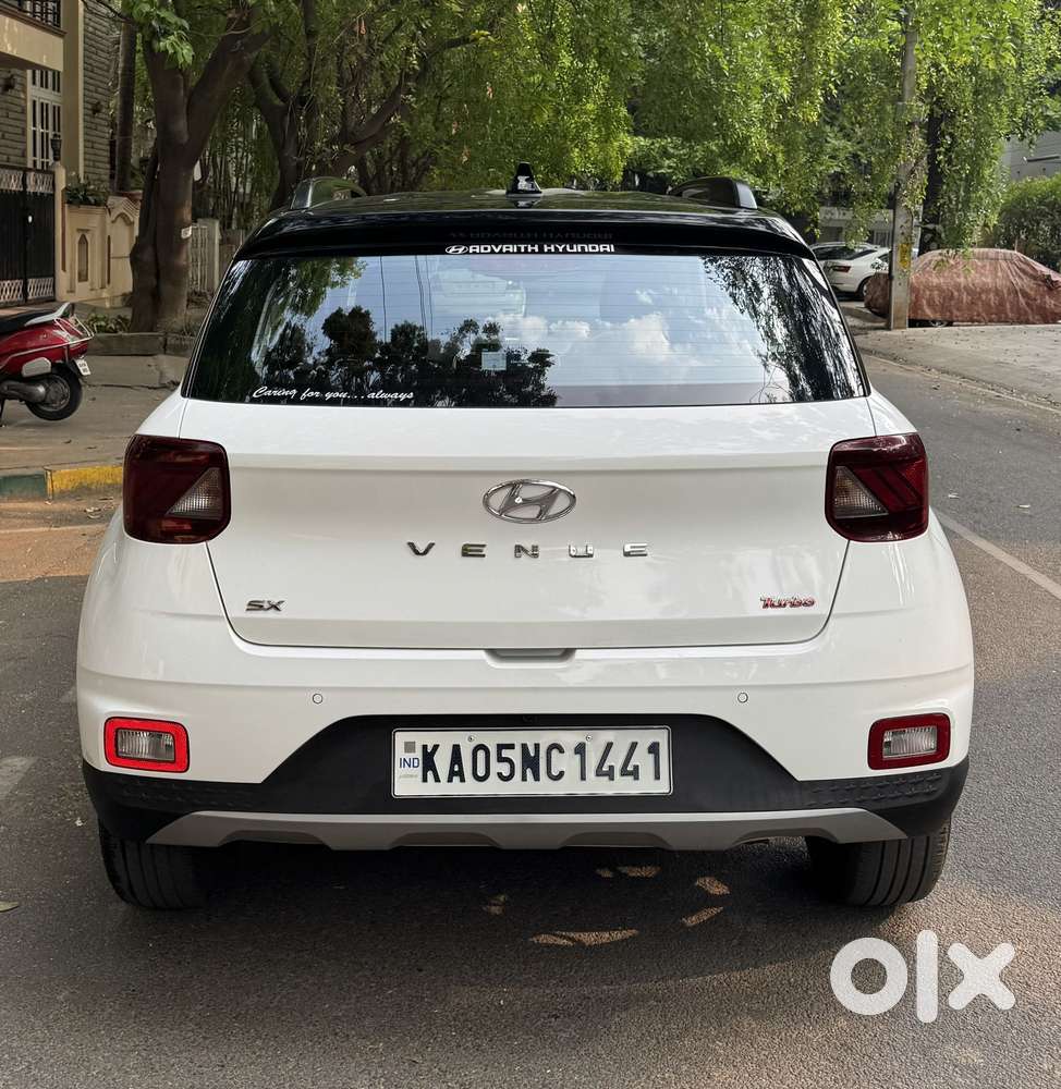 Hyundai Venue 1.0 Sx Plus Turbo Dct Dual Tone, 2021, Petrol