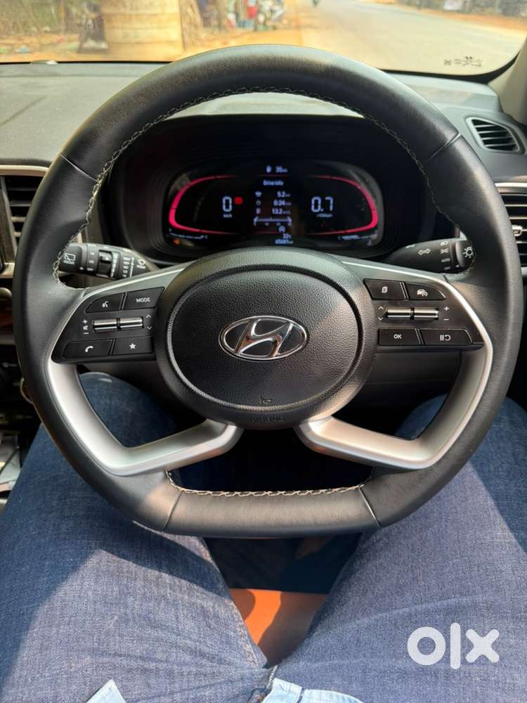 Hyundai Venue Diesel Manual 2023