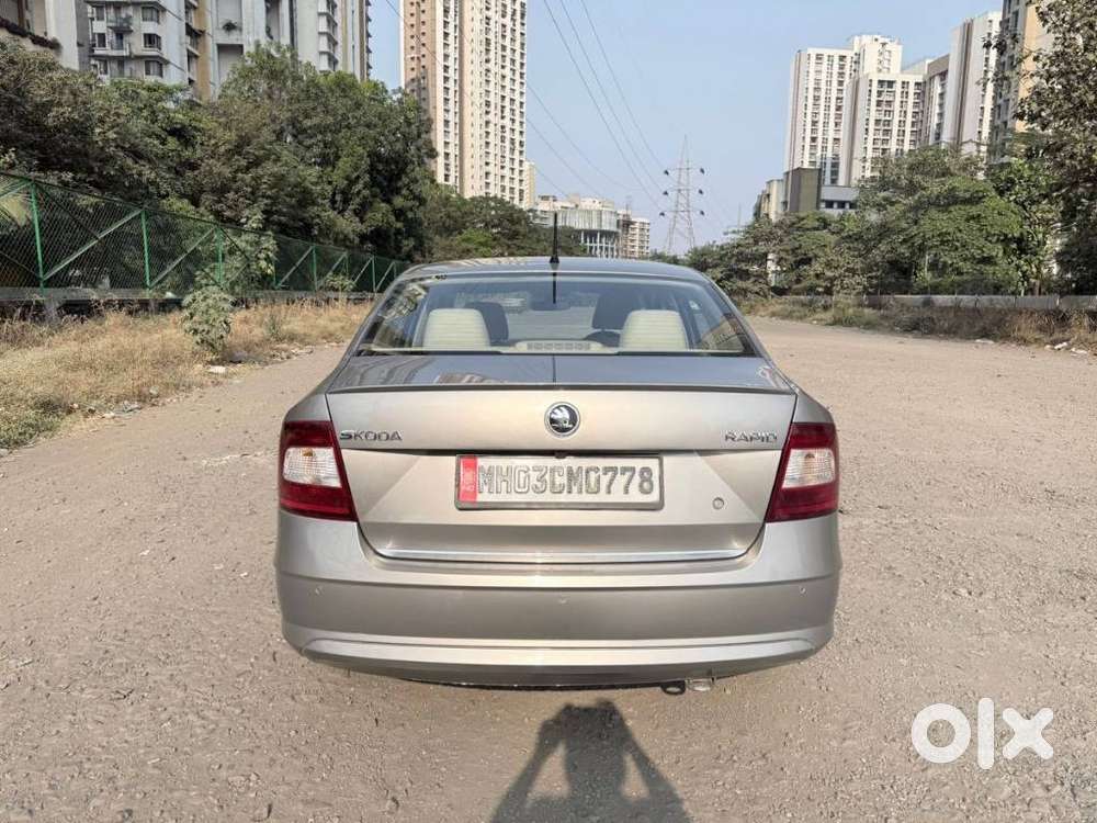 Skoda Rapid Elegance 1.6 Mpfi At, 2017, Petrol