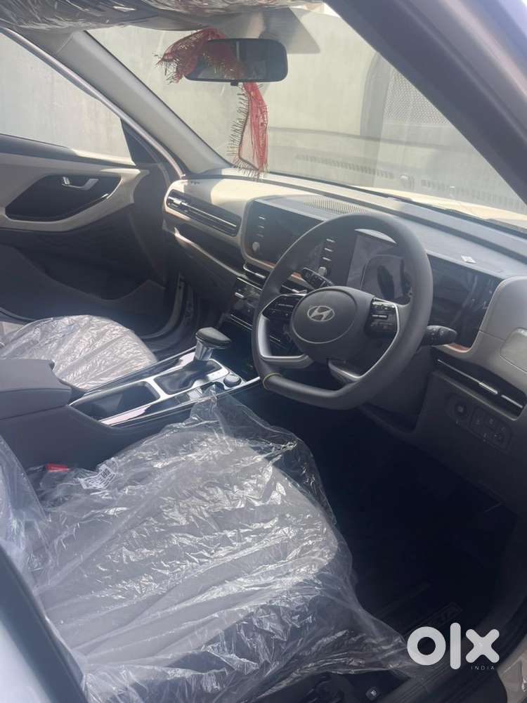 Hyundai Creta Facelift 2026 Petrol 300 Km Driven