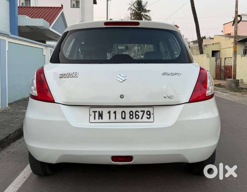 Maruti Suzuki Swift Vxi + Manual, 2016, Petrol