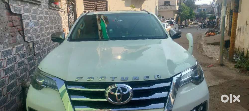 Toyota Fortuner 2019 Diesel 120000 Km Driven