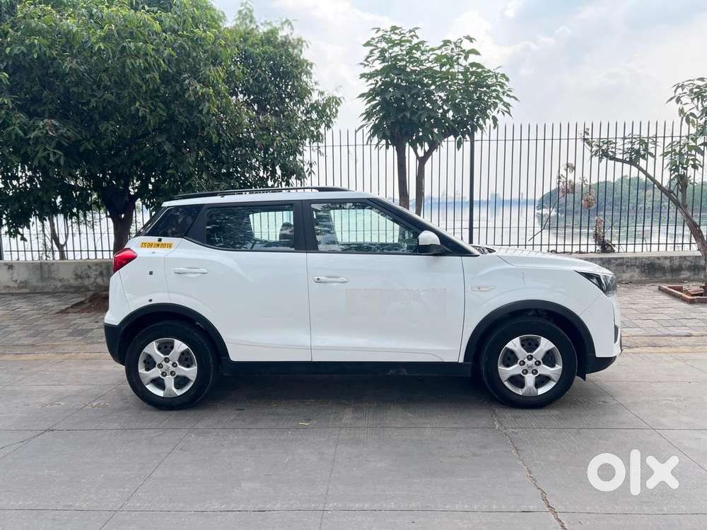 Mahindra Xuv400 El Pro, 2024, Petrol
