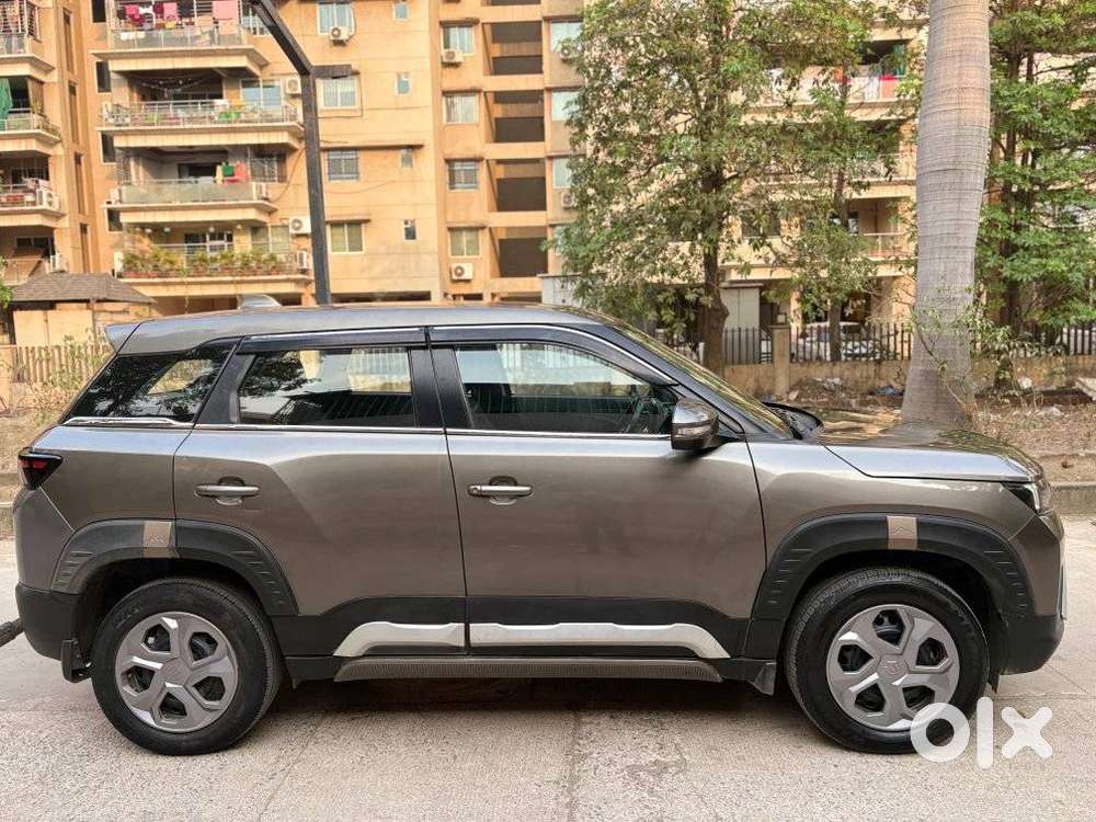 Maruti Suzuki Brezza 1.5 Vxi Smart Hybrid, 2023, Petrol