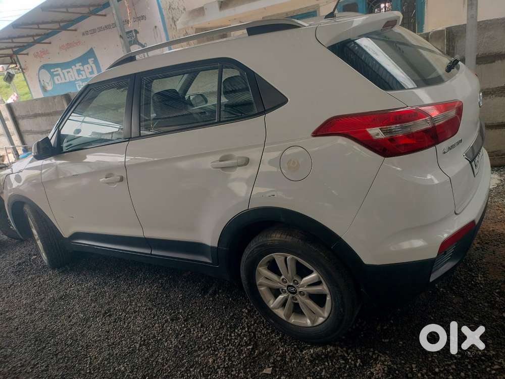 Maruti Suzuki Brezza 1.5 Vxi At Smart Hybrid, 2023, Diesel