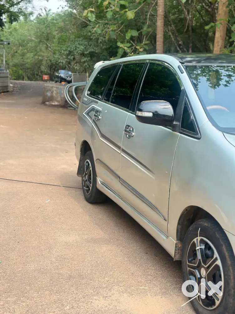 Toyota Innova 2006