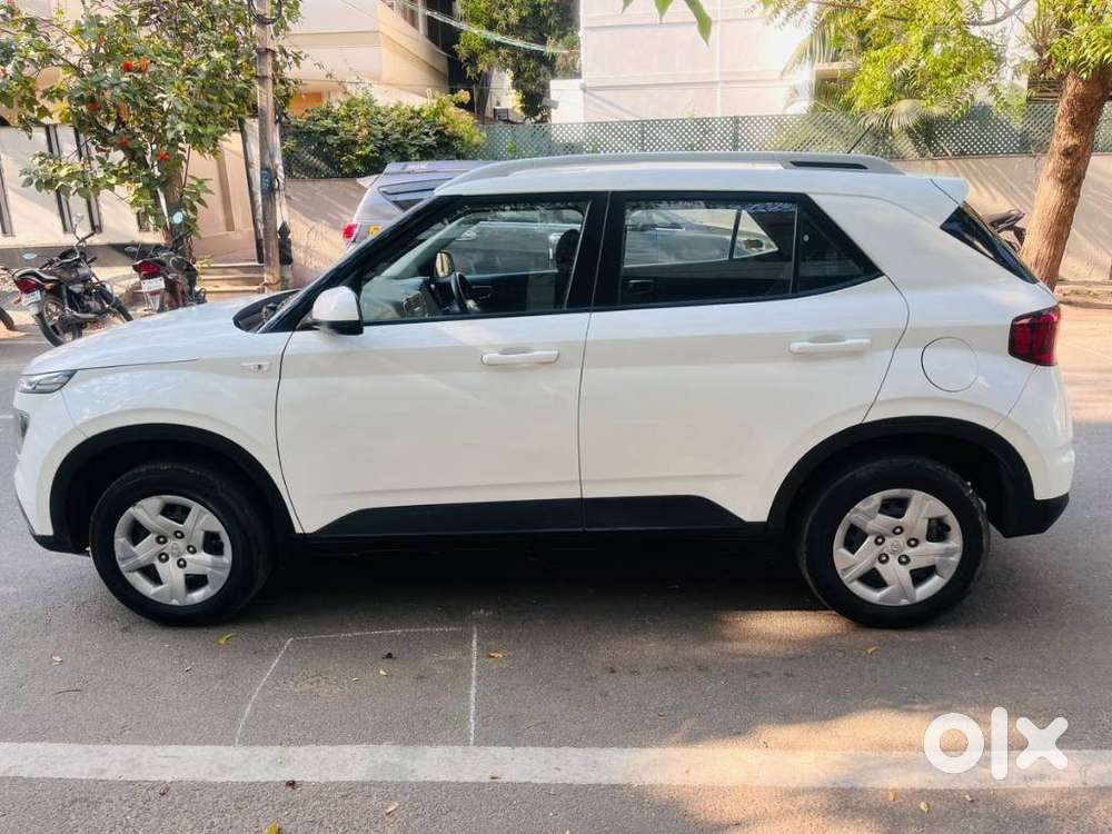 Hyundai Venue 1.2 S Plus, 2021, Petrol