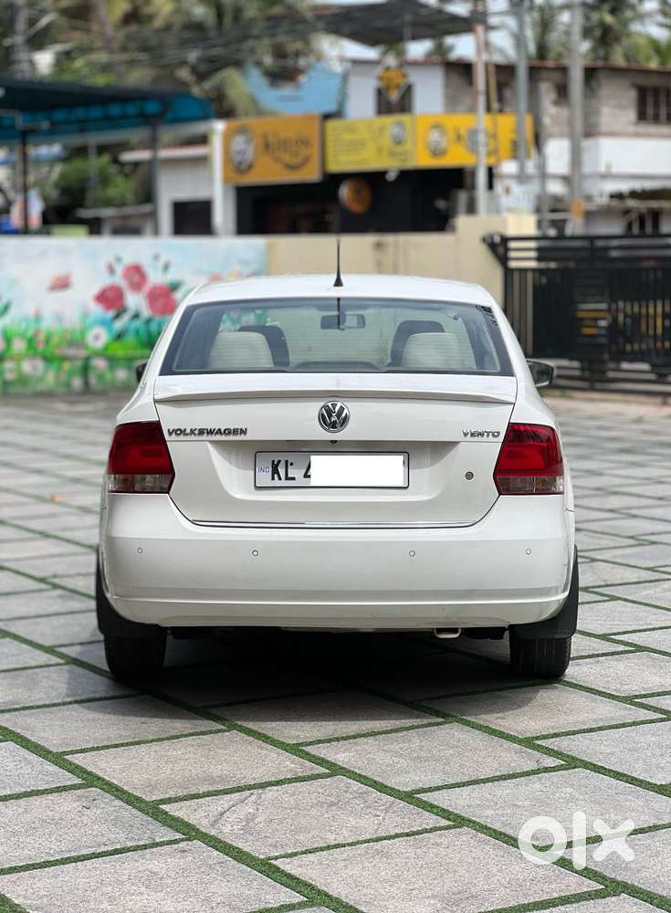 Volkswagen Vento Petrol Highline, 2013, Petrol