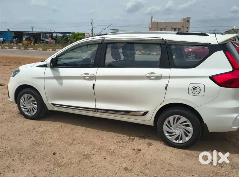 Ertiga Vxi O Petrol 2024 Model