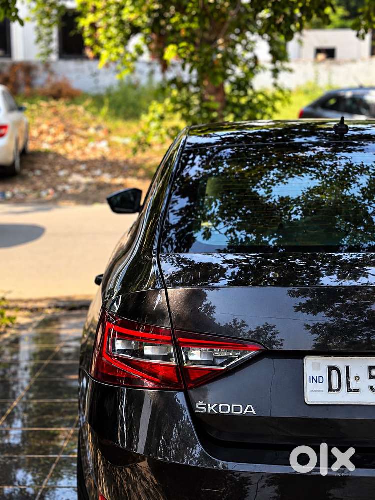 Skoda Superb Lk 1.8 Tsi At, 2016, Petrol