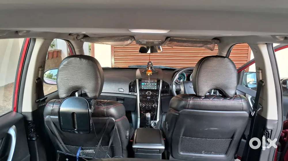 Mahindra Xuv500 2018 Diesel 110142 Km Driven