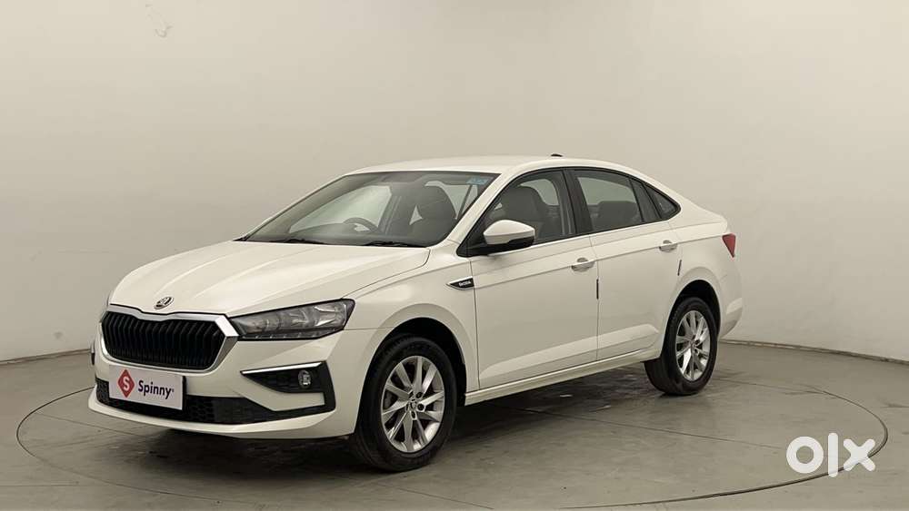 Skoda Slavia Ambition 1.0l Tsi Mt, 2023, Petrol