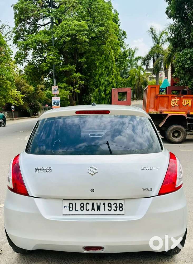 Maruti Suzuki Swift Vxi, 2012, Petrol
