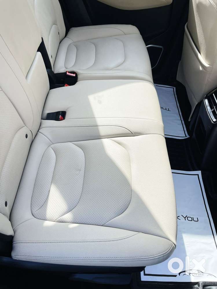Mg Hector Sharp Pro 1.5 Turbo Cvt Dual Tone, 2023, Petrol