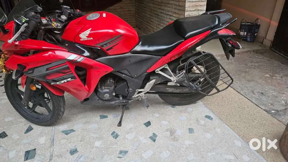 I want to sell my CBR250 Motorcycles 1824408980