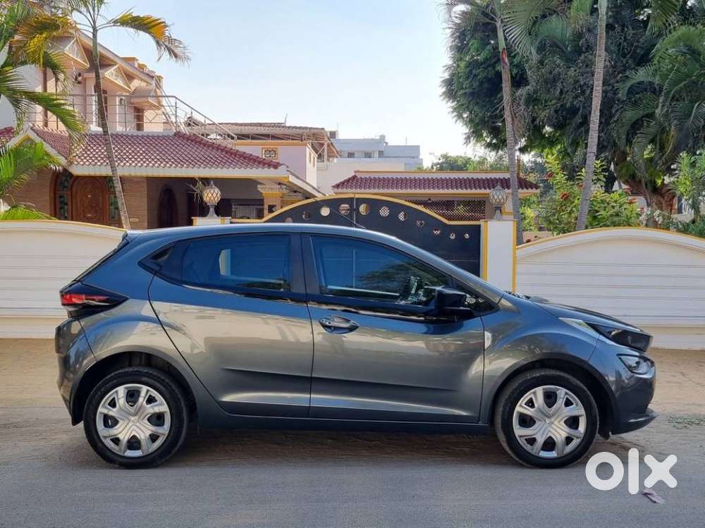 Tata Altroz 1.2 Xt, 2023, Petrol