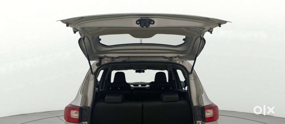 Renault Triber Rxz, 2020, Petrol