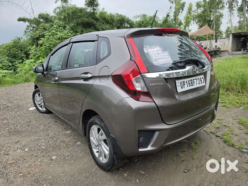 Honda Jazz 1.5 V Idtec 2016 Well Maintained Family Car