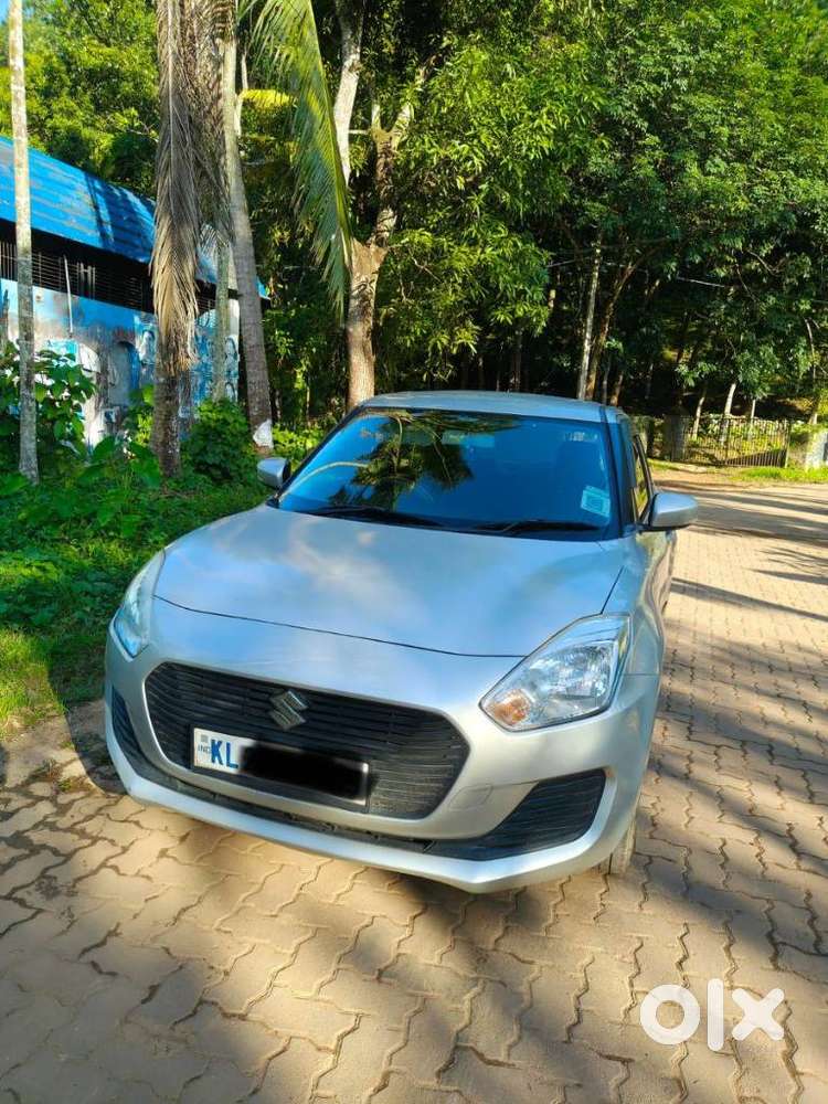 Maruti Suzuki Swift Vxi + Manual, 2018, Petrol