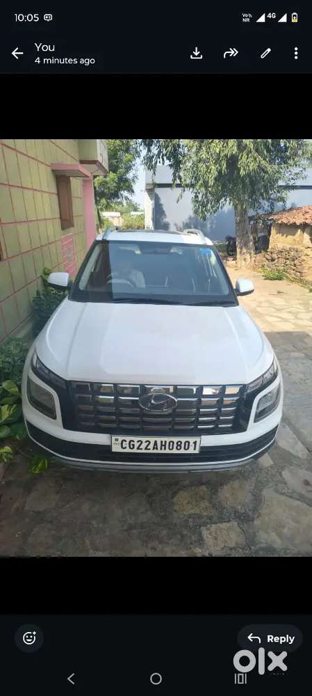 Hyundai Venue October 2025 885
000 Rate