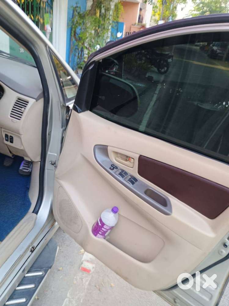 Toyota Innova 2007 Diesel 179000 Km Driven