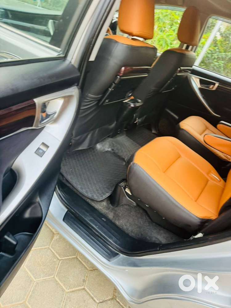 Toyota Innova Crysta 2018