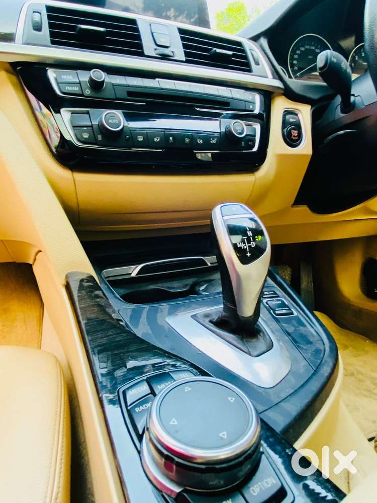 Bmw 3 Series 2.0 320i Luxury Line, 2016, Petrol