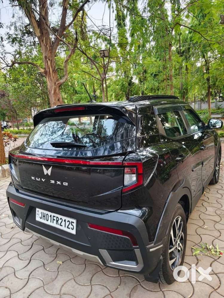 Mahindra Xuv 3xo Ax5 Ds Mt, 2024, Diesel
