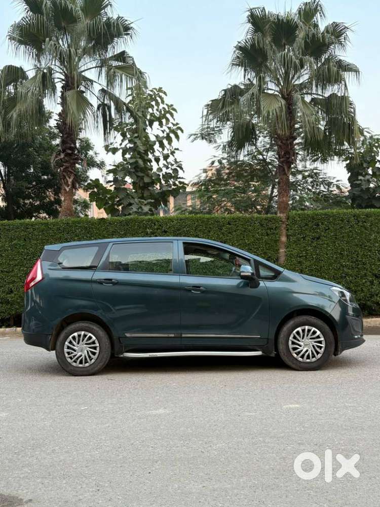 Mahindra Marazzo M4, 2018, Diesel