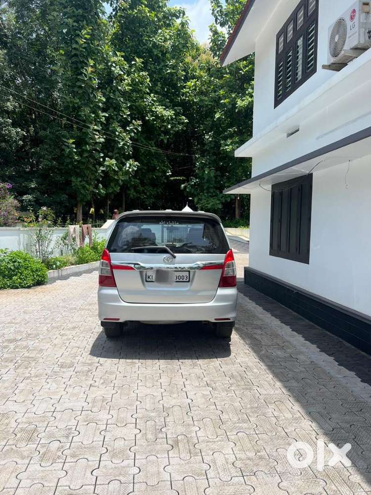 Innova 2012 Excellent Condition New Tyres Insurance Idv