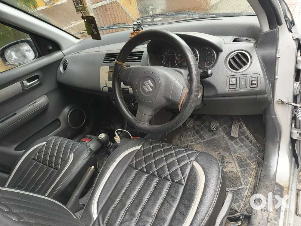 Maruti Suzuki Swift 2010 Cng/petrol,alloy Wheel,extend 2030,aligarh।