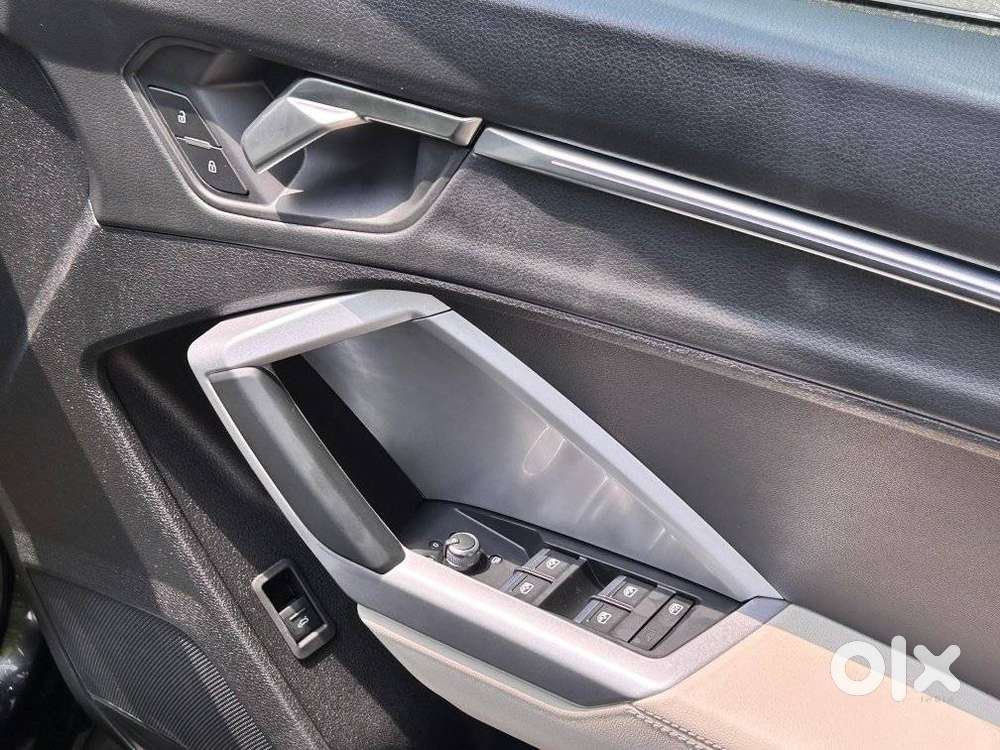 Audi Q3 Sportback Premium Plus, 2024, Petrol
