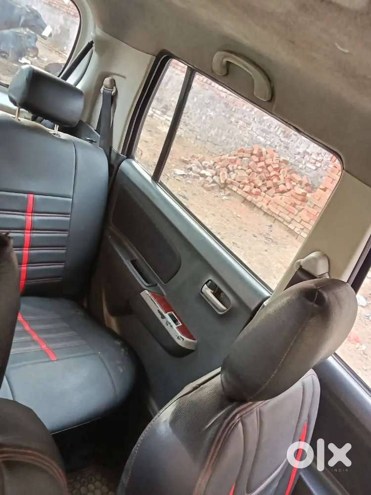 Car Me Koi Bhi Kami Nhi Hai