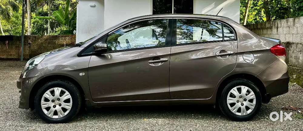 2015 Honda Amaze S Petrol