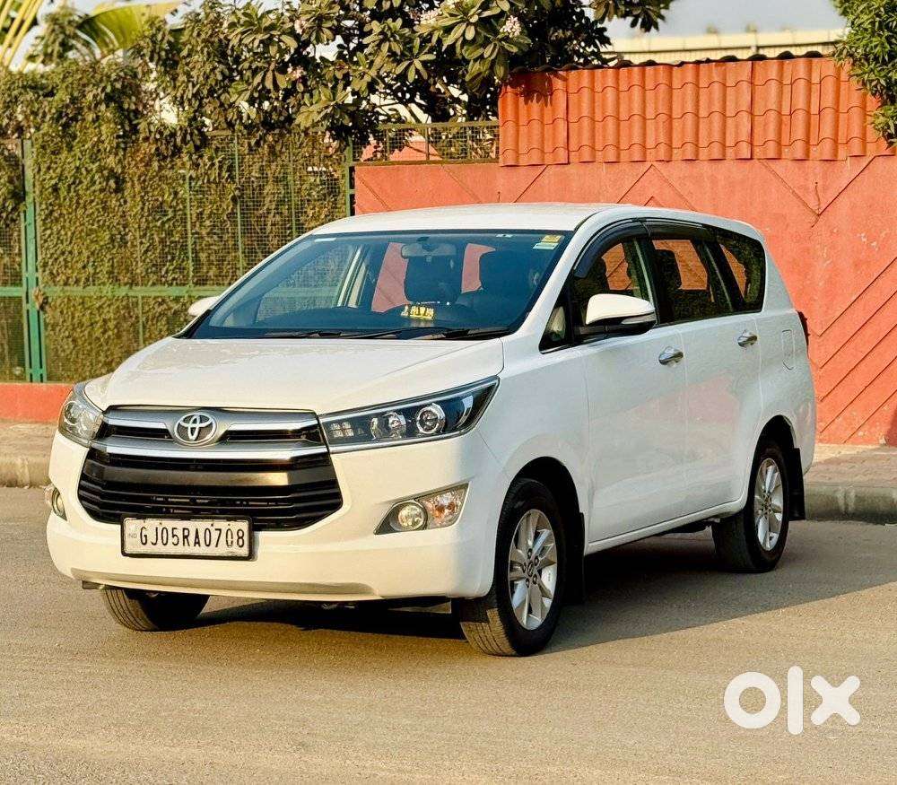 Toyota Innova Crysta 2.4 V 8 Str, 2017, Diesel