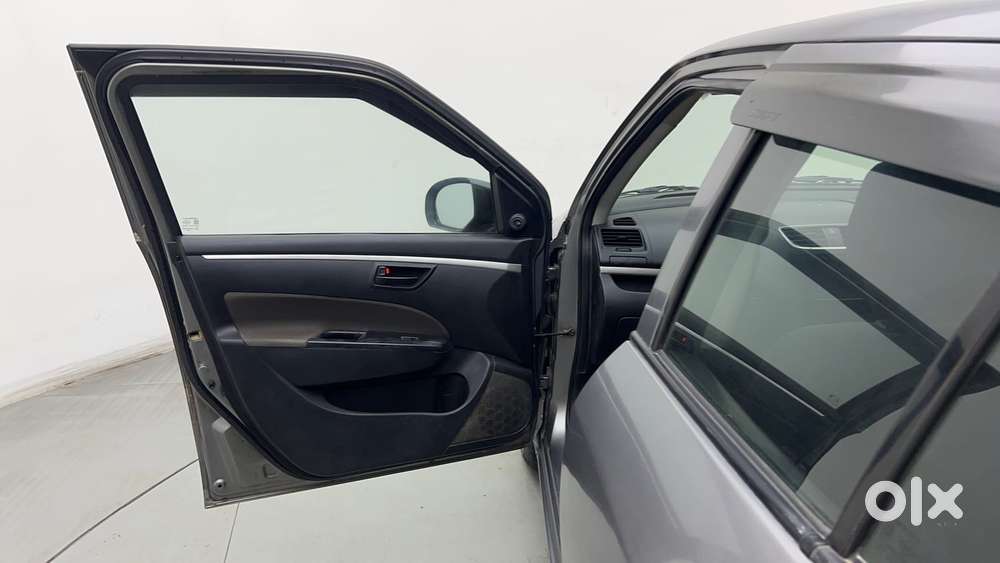 Maruti Suzuki Swift 1.2 Lxi (o), 2016, Petrol