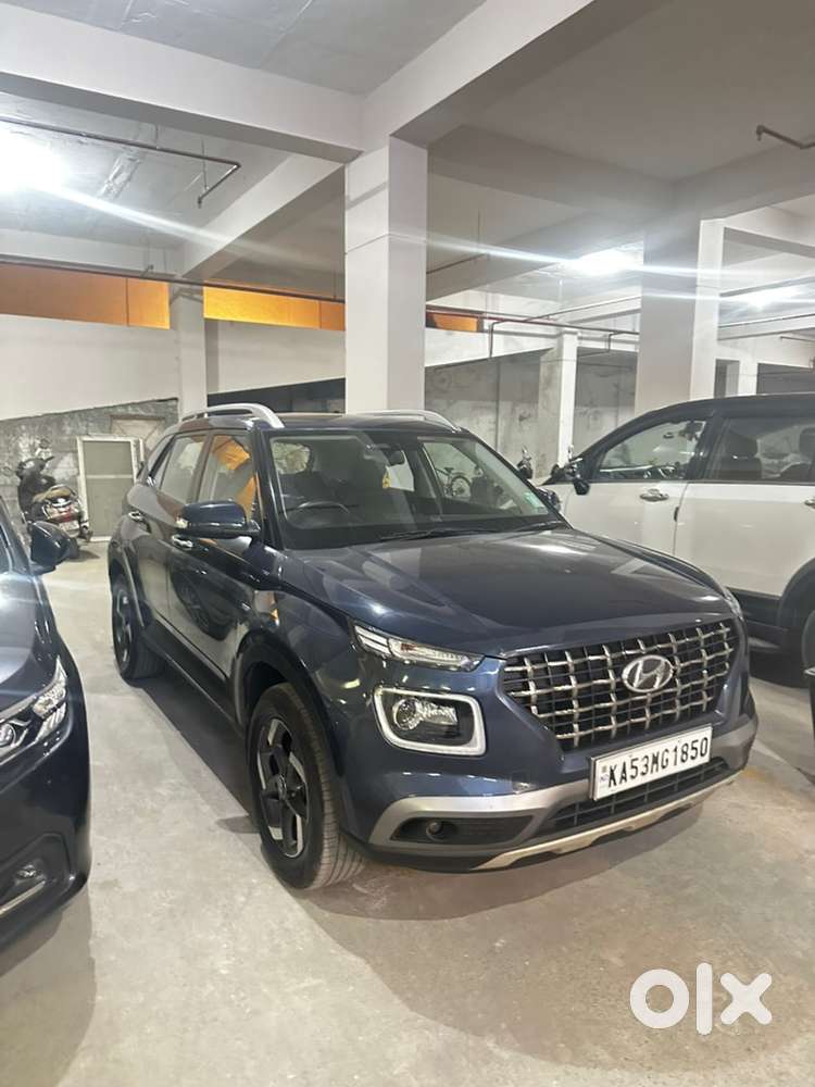 Hyundai Venue Petrol 2019