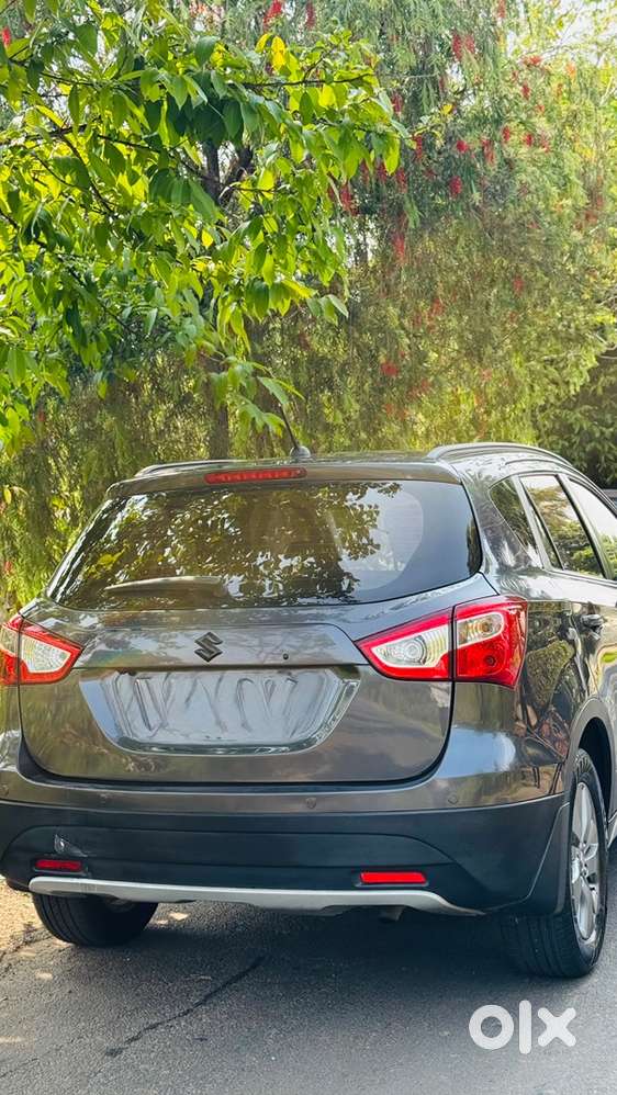 Maruti Suzuki S Cross 2016 Diesel Well Maintained