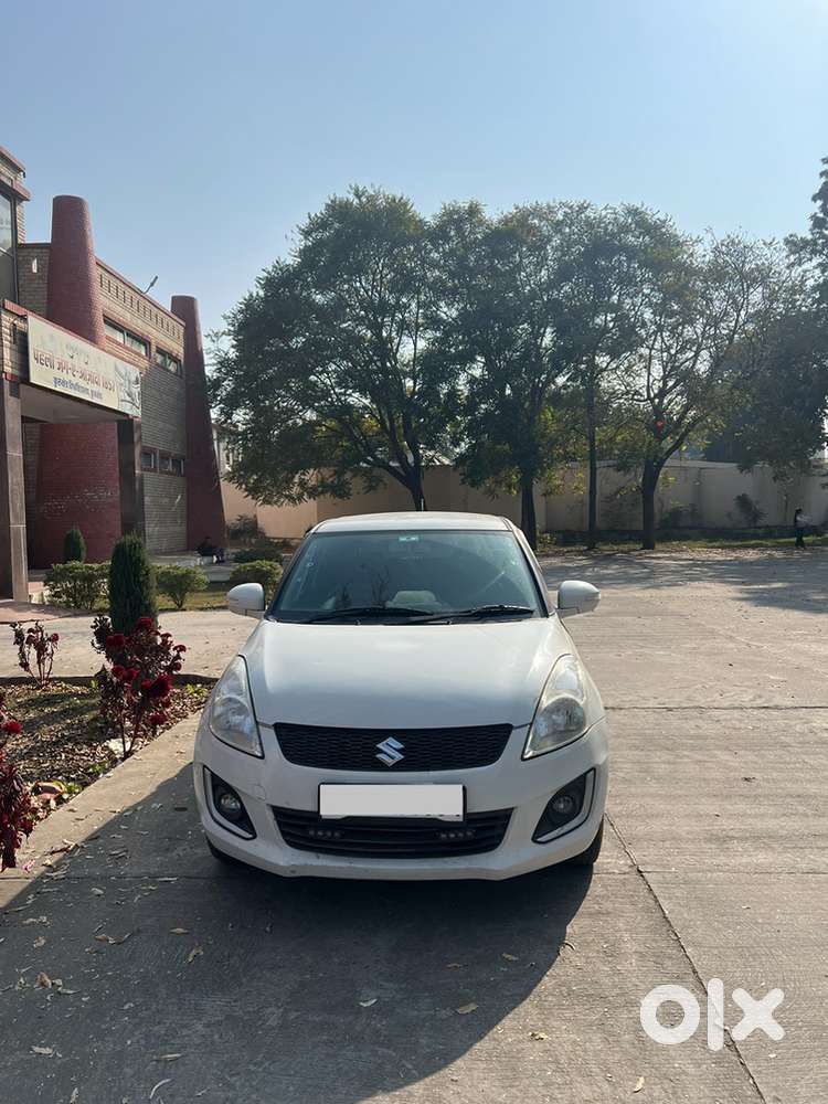 Maruti Suzuki Swift Vxi 2016