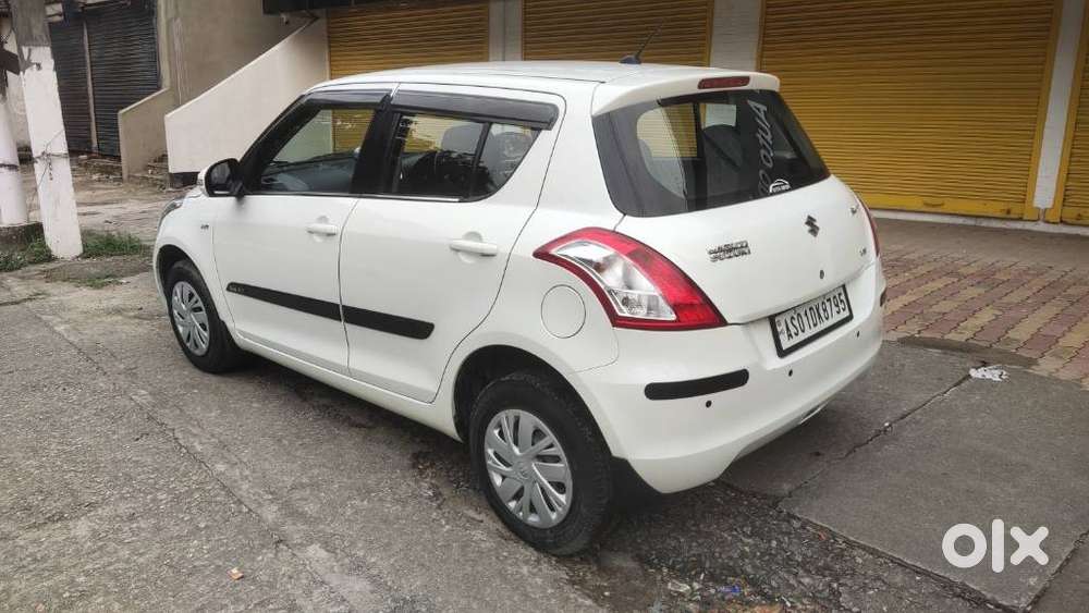 Maruti Suzuki Swift Vxi, 2017, Petrol