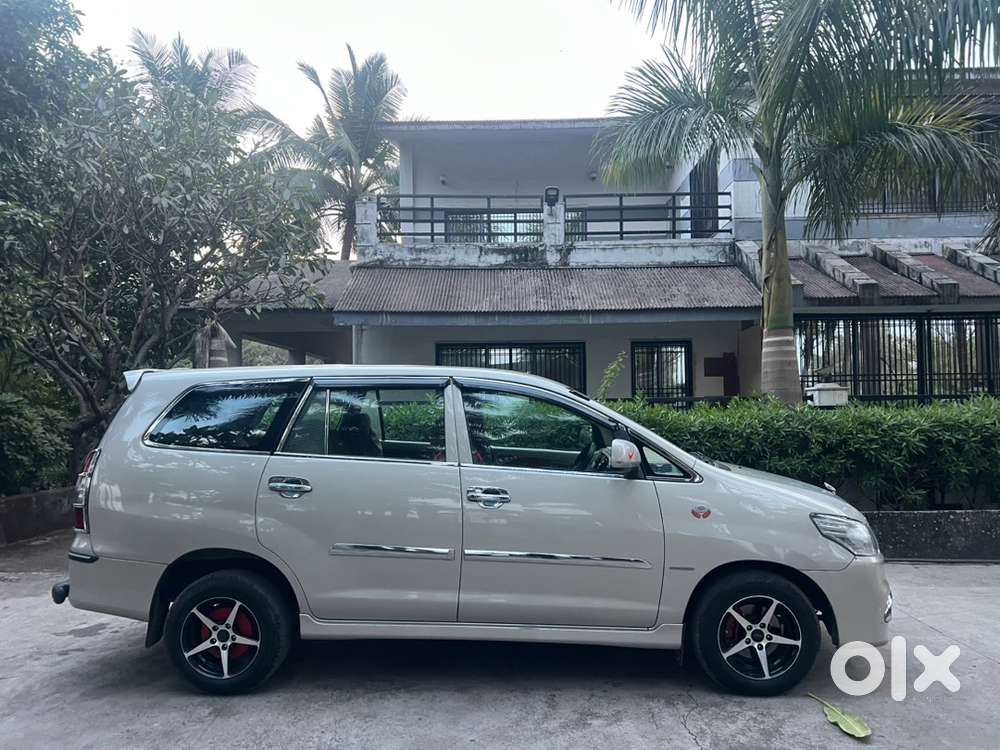 Toyota Innova Diesel 2013