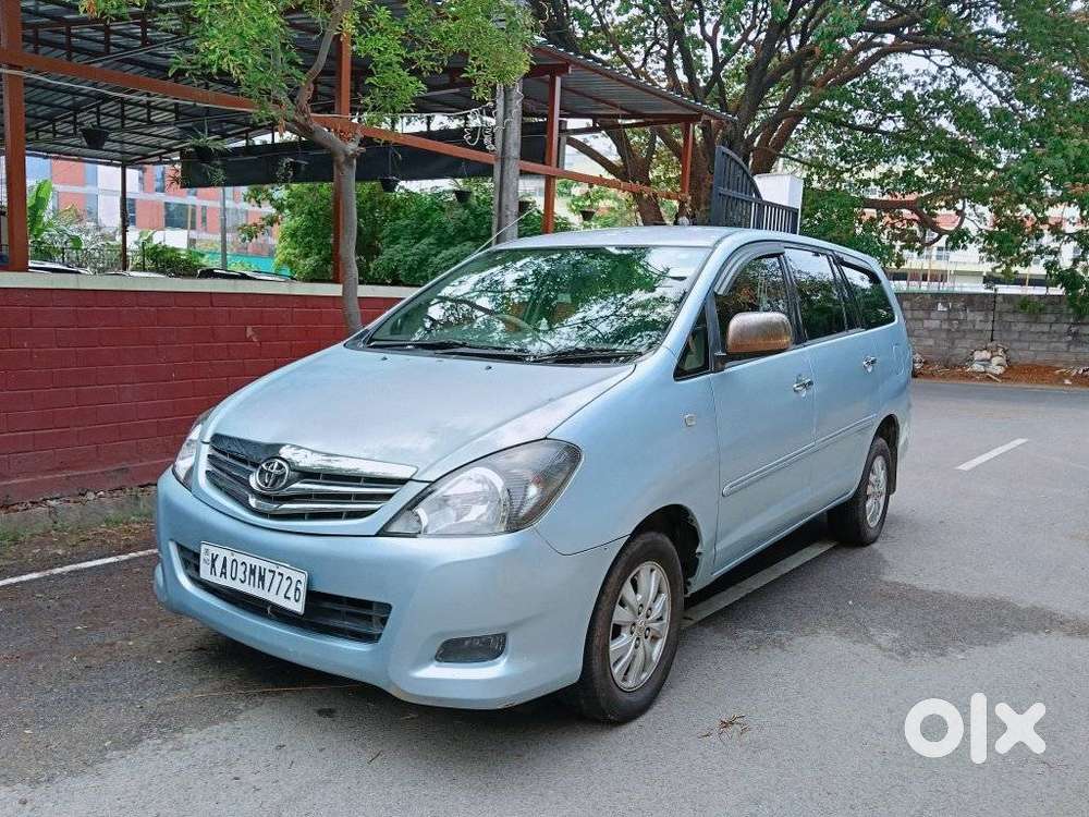 Toyota Innova 2.5 Ev Ps 7 Str Bs-iii, 2011, Diesel