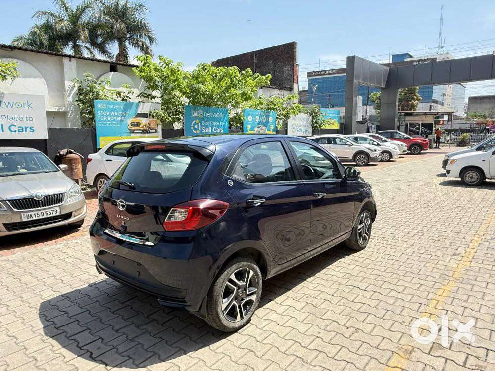 Tata Tiago, 2023, Petrol