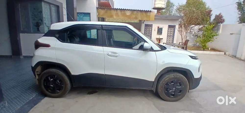 Tata Punch Adventure Amt 2025 Petrol 5000+ Km Driven