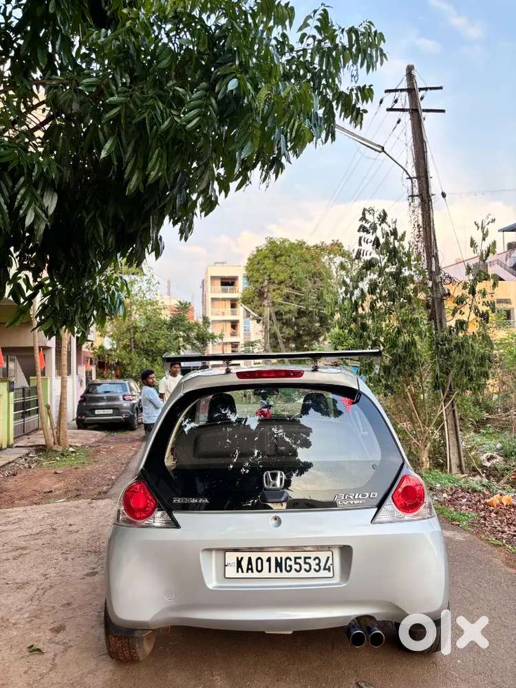 Honda Brio 2012 Petrol Well Maintained