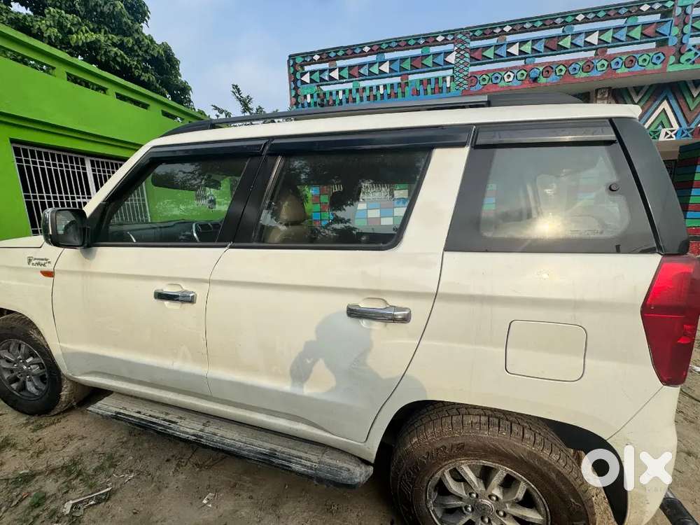 Mahindra Tuv 300 2018