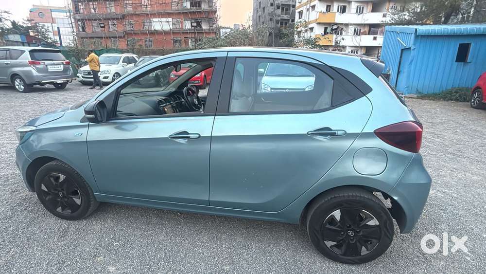 Tata Tiago 1.05 Revotorq Xz Plus, 2023, Electric