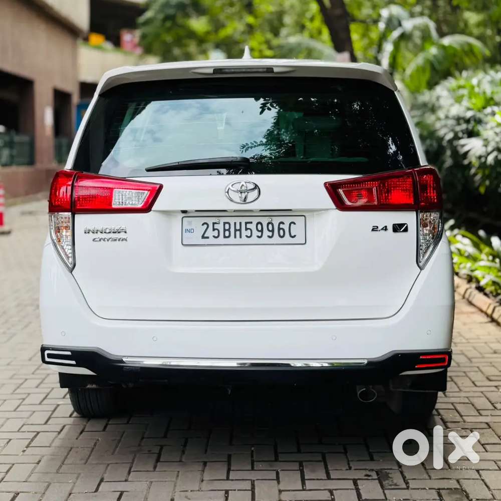 Toyota Innova Crysta 2025 Diesel Manual
